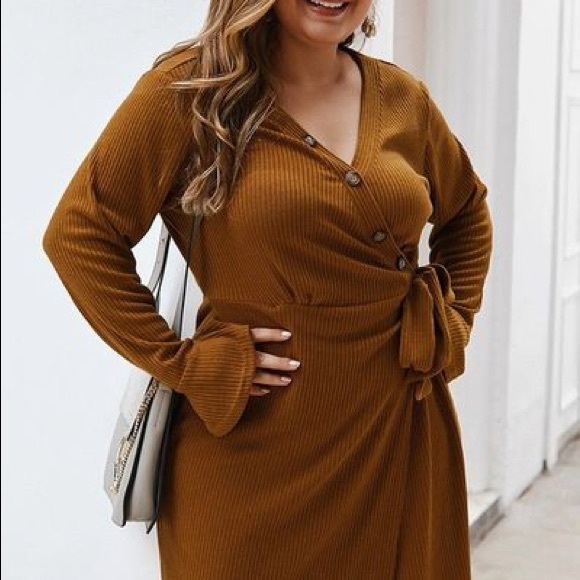 1X-2X-3X: Button Front Ribbed Wrap Dress - Picture 2 of 8